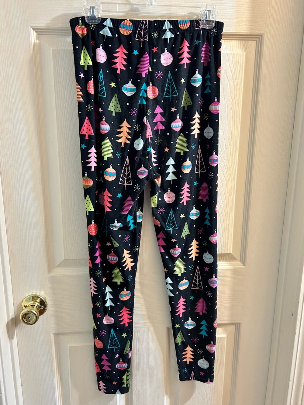 Black Holiday Tree & Ornament Leggings